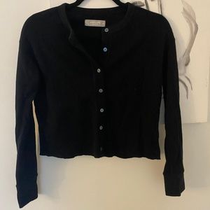 Everlane Organic Cotton Button Up Long Sleeve Slightly Cropped